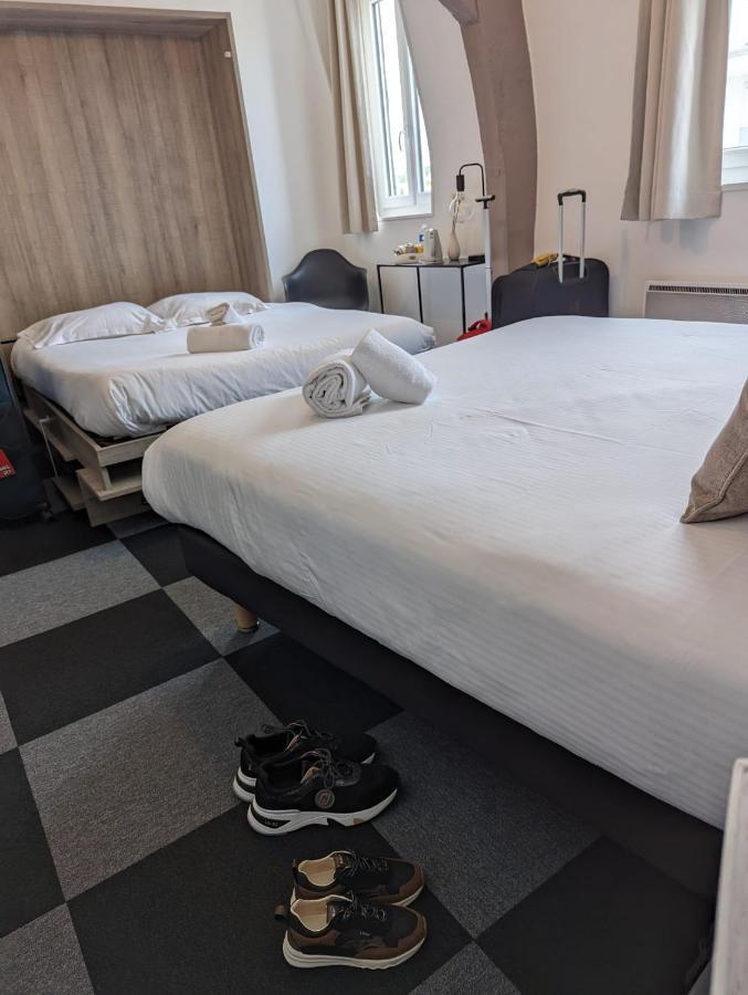 Hotel Le Lion D'Or Bernay  Esterno foto