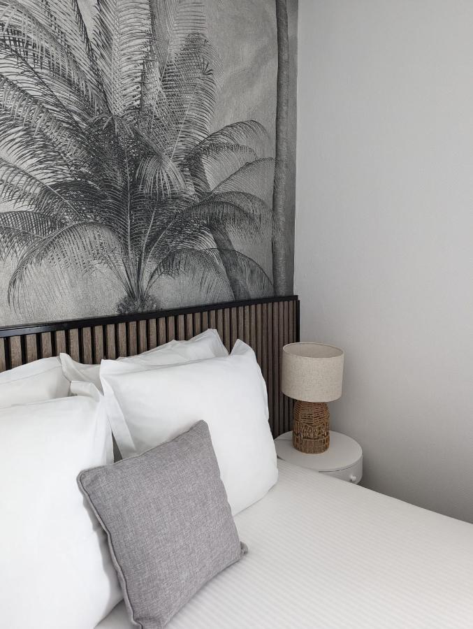Hotel Le Lion D'Or Bernay  Esterno foto